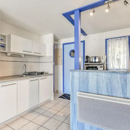1 Bedroom Apartment For 4 Apartment