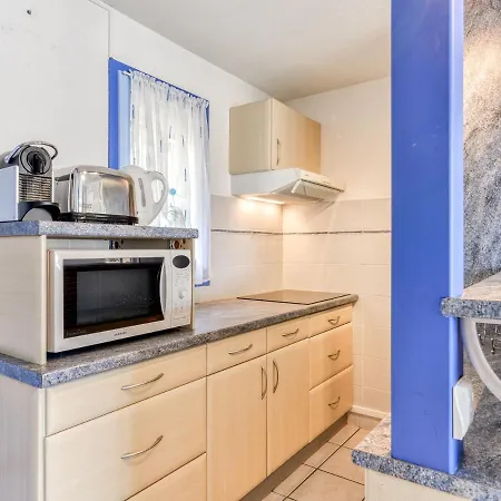 1 Bedroom Apartment For 4 Apartment *